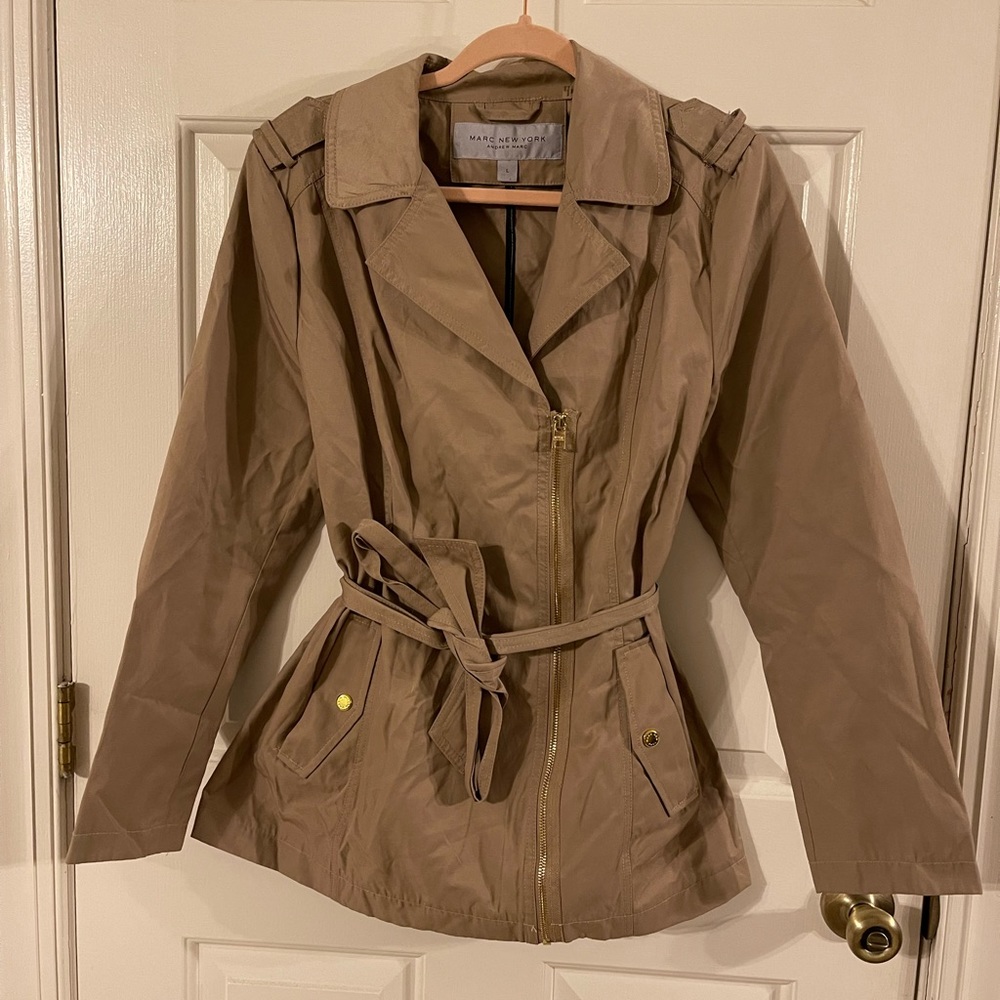 Beautiful jacket for nicer occasions raincoat